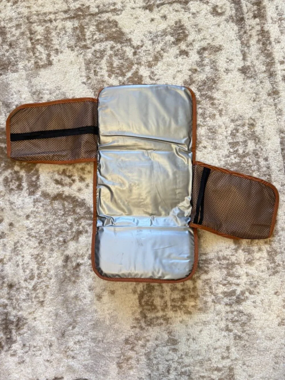 Upper New York La Madison Dayflow Ultimate 3 in 1 Diaper Bag